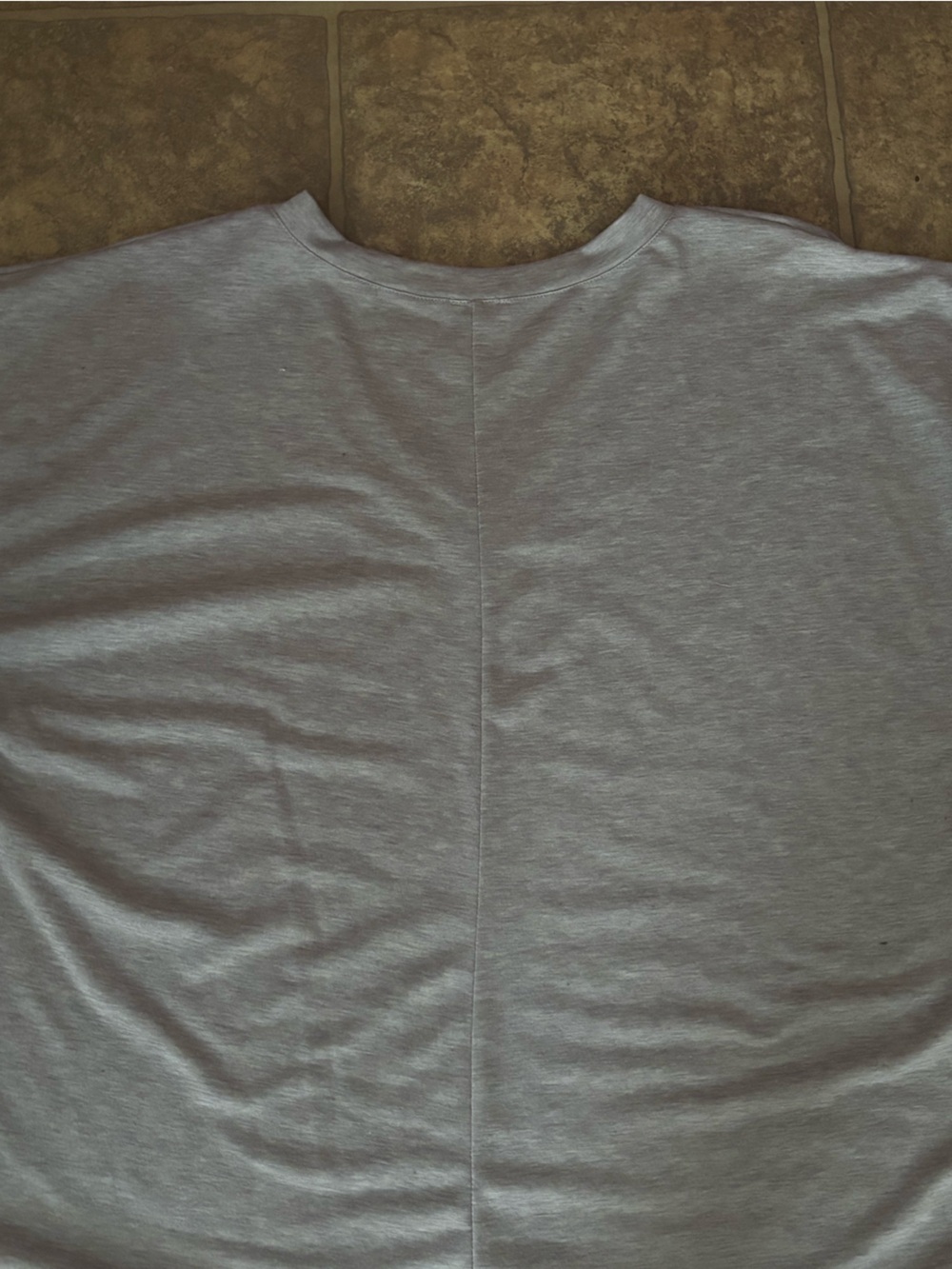 Classic V-Neck Tee in Heather Gray - Picture 4 of 5